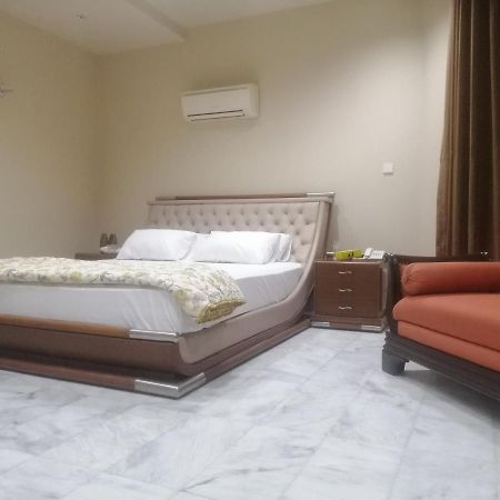 Hotel State Residency Bahawalpur Eksteriør billede